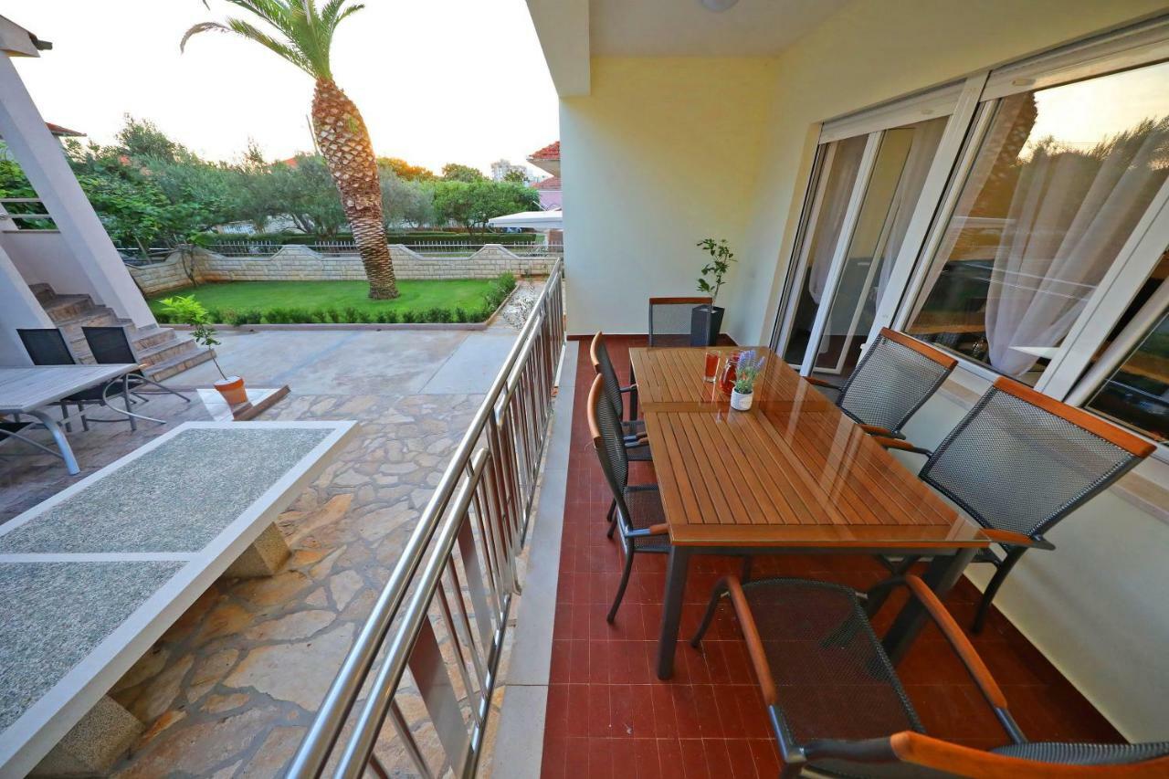 Apartments Zelic Zadar Buitenkant foto