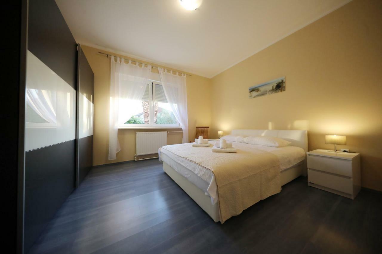 Apartments Zelic Zadar Buitenkant foto